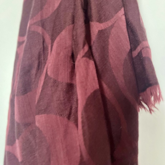 Coach Jacquard Maroon Signature Oversize Scarf Silk Wool - Picture 7 of 11